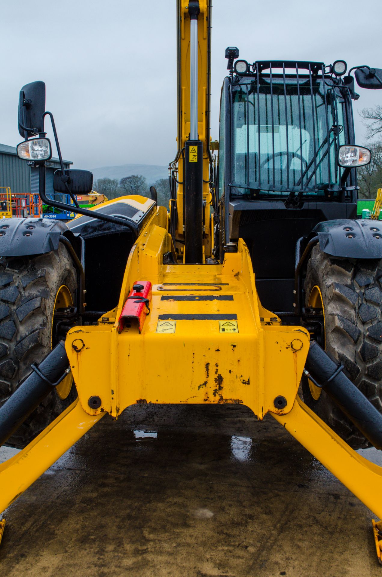 JCB 540-140 Hi-Viz 14 metre telescopic handler Year: 2019 S/N: 2785689 Recorded Hours: 562 c/w multi - Bild 16 aus 25