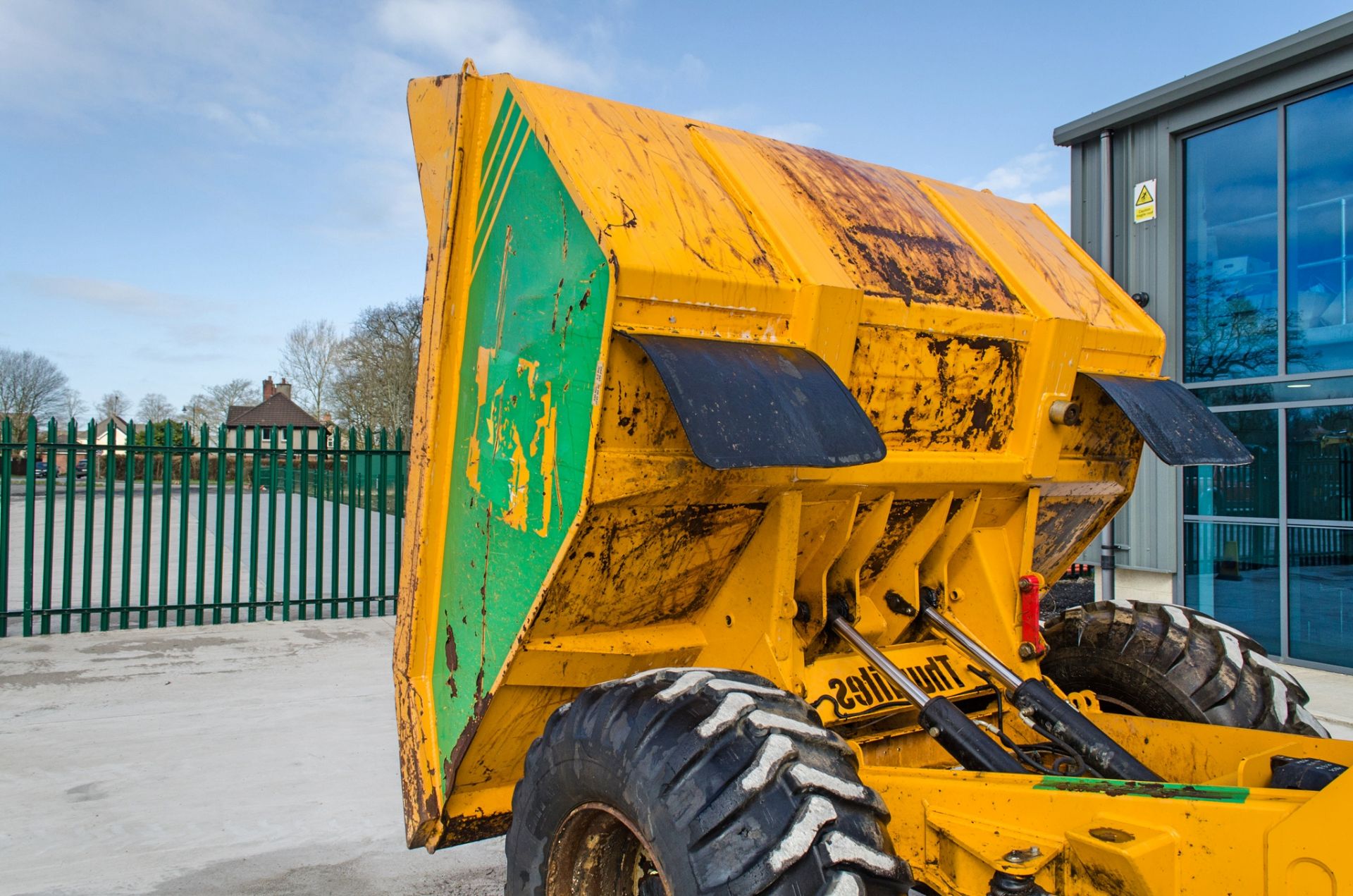 Thwaites 9 tonne straight skip dumper Year: 2014 S/N: 402C5950 Recorded Hours: 2389 A642767 - Image 11 of 21