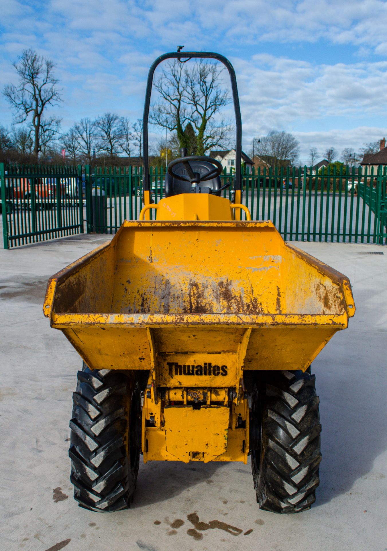 Thwaites 1 tonne hi-tip dumper Year: 2019 S/N: 7E7541 Recorded Hours: 317 - Image 5 of 22