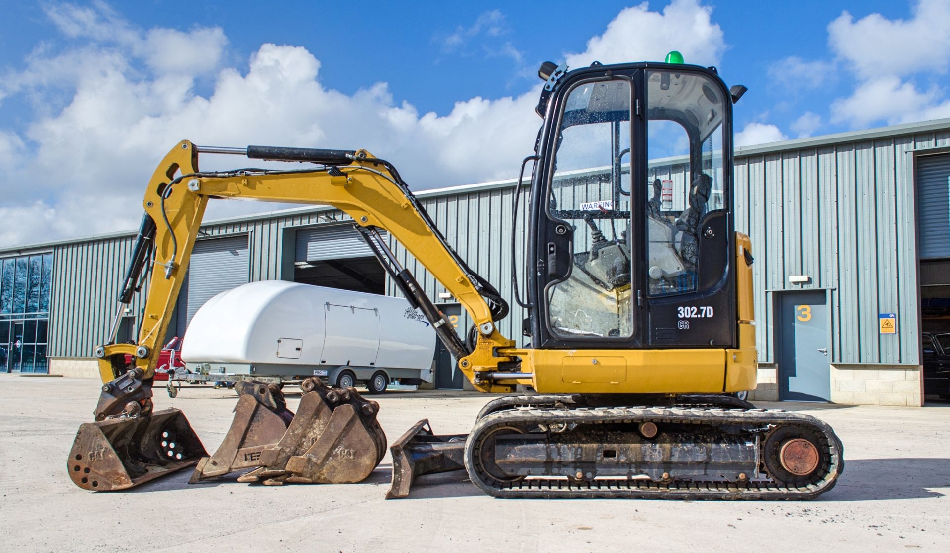 Caterpillar 302.7D CR 2.7 tonne rubber tracked mini excavator Year: 2018 S/N: LJL05220 Recorded - Image 7 of 23