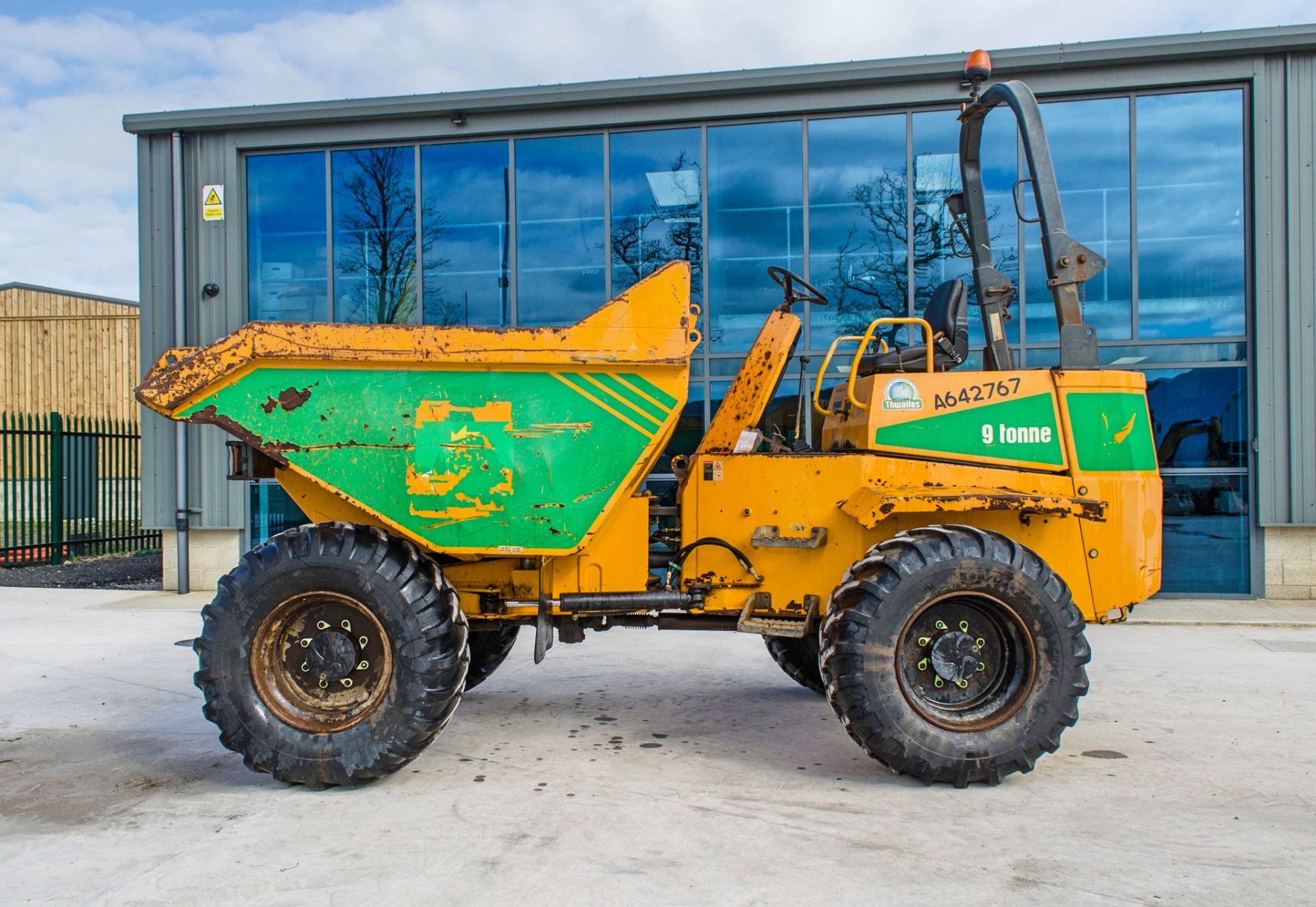 Thwaites 9 tonne straight skip dumper Year: 2014 S/N: 402C5950 Recorded Hours: 2389 A642767 - Image 7 of 21