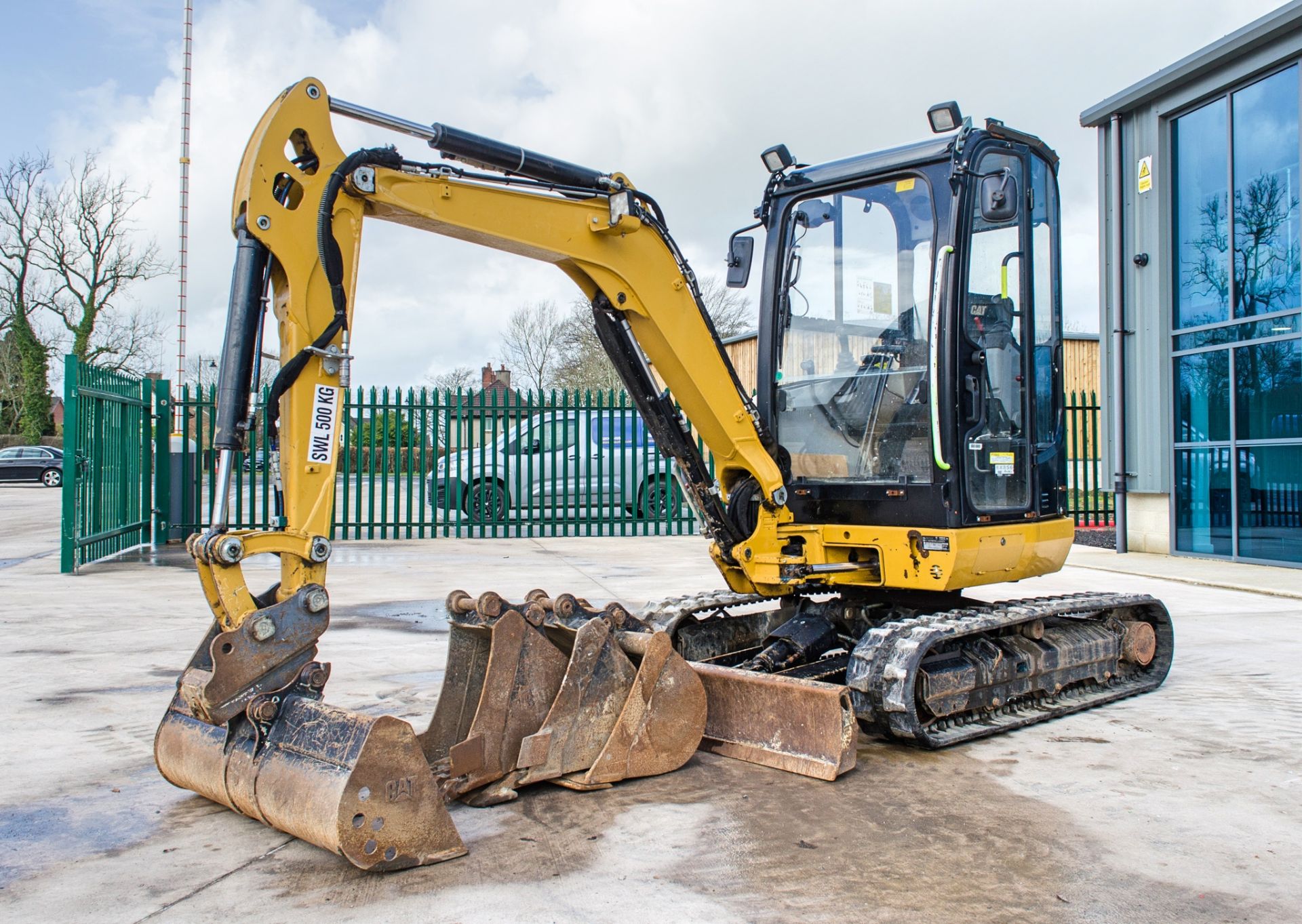 Caterpillar 302.7D CR 2.7 tonne rubber tracked mini excavator Year: 2018 S/N: LJL05347 Recorded