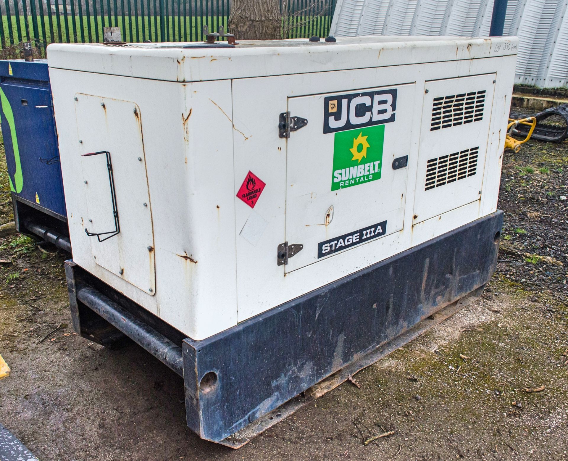 JCB G41RX 40 kva diesel driven generator Year: 2013 S/N: 1655204 Recorded Hours: 15,195 A373226 - Image 2 of 7