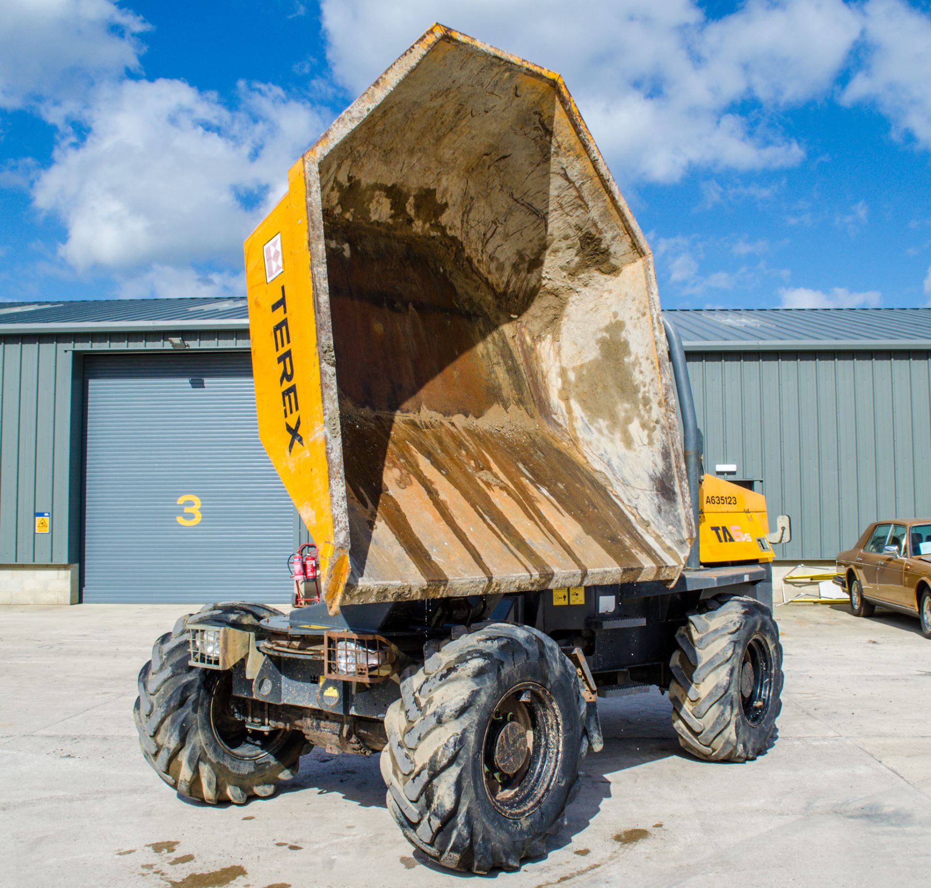 Terex TA6s 6 tonne swivel skip dumper Year: 2014  S/N: 4PJ5463 Recorded Hours: 1373 A635123 - Image 13 of 23