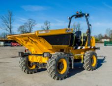 JCB 6T  6 tonne swivel skip dumper Year: 2019 S/N: 2915258 Recorded Hours: 1102 c/w V5 SD554