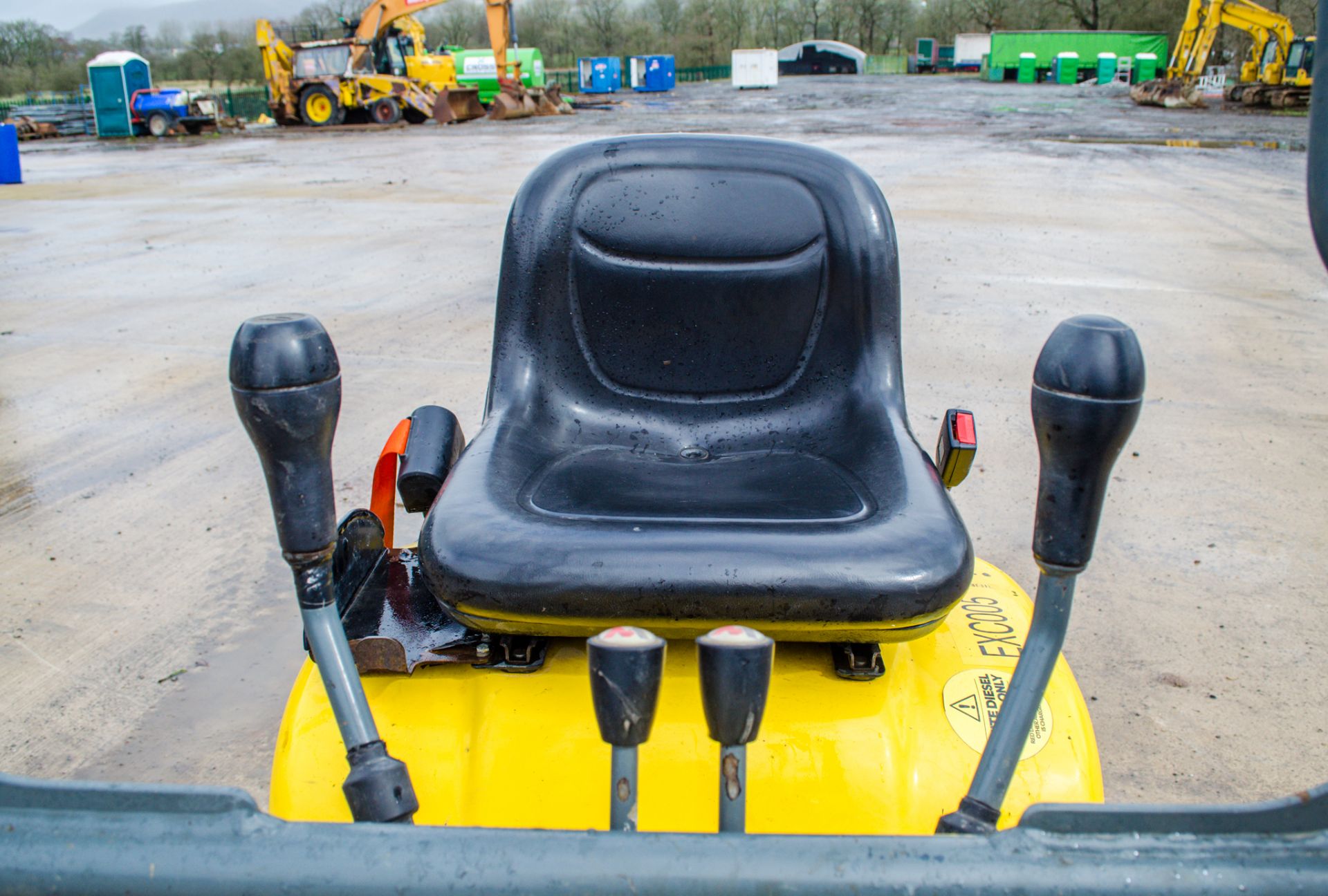 Wacker Neuson E08-01 0.8 tonne rubber tracked micro excavator Year: 2017 S/N: L02385 Recorded Hours: - Image 17 of 20