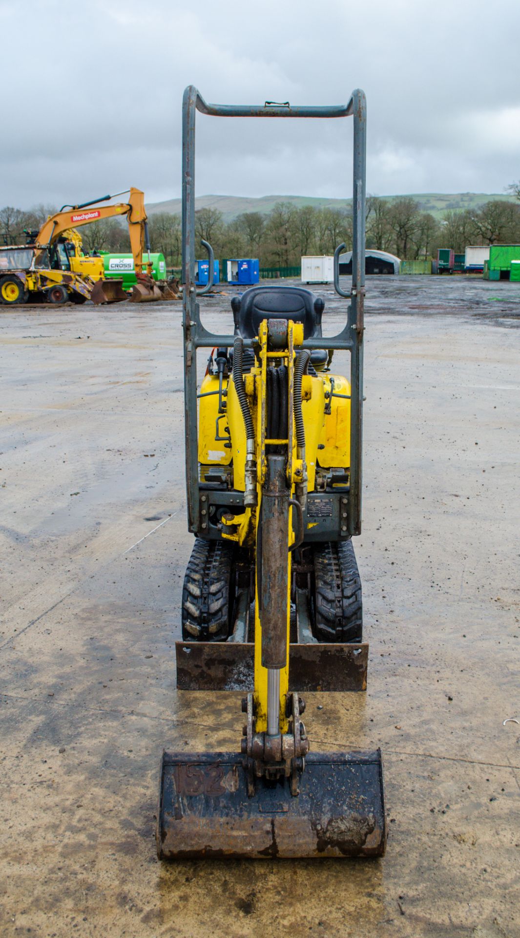 Wacker Neuson E08-01 0.8 tonne rubber tracked micro excavator Year: 2017 S/N: L02385 Recorded Hours: - Image 5 of 20