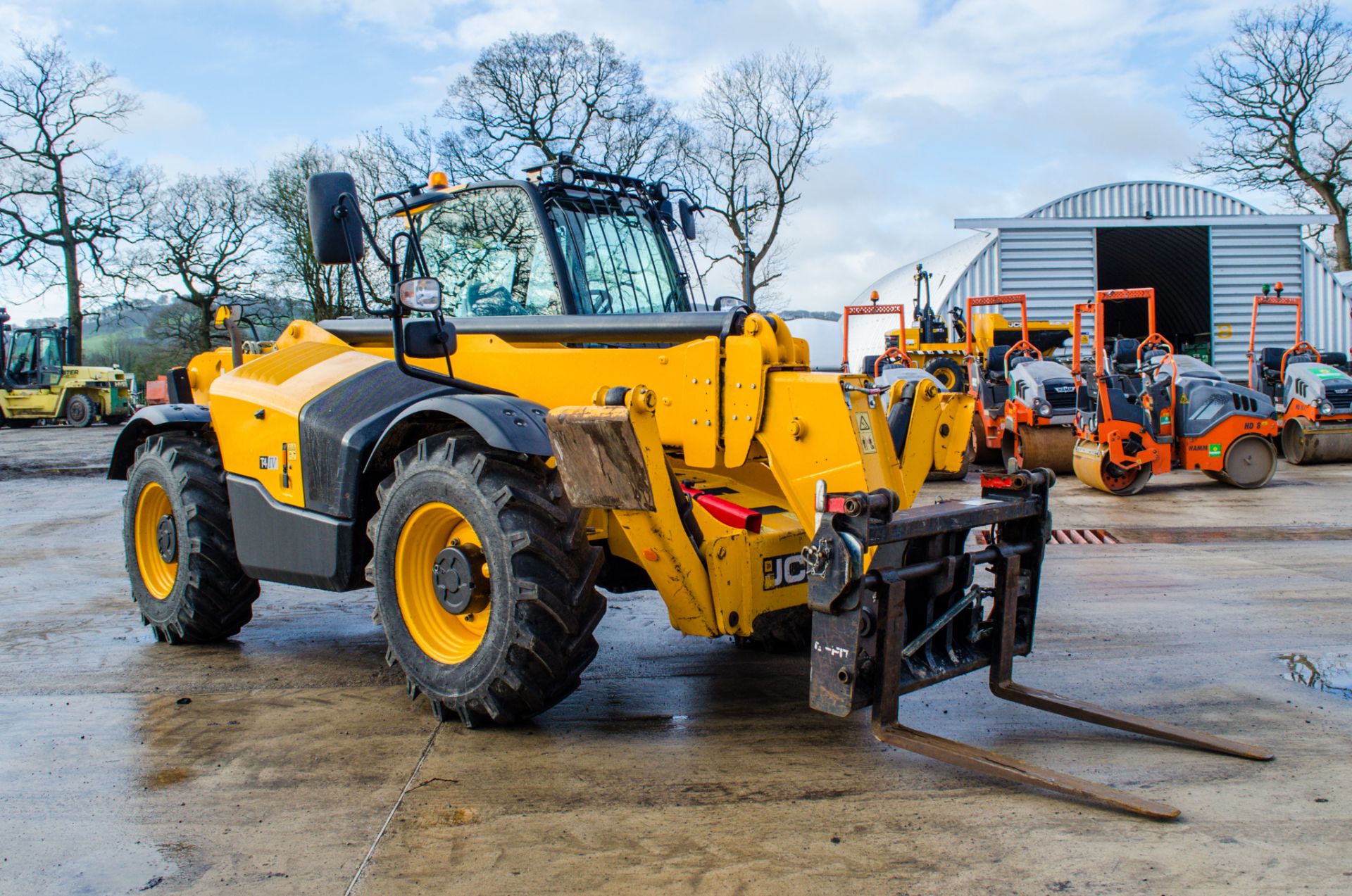 JCB 535-125 Hi-Viz 12.5 metre telescopic handler Year: 2018 S/N: 2727072 Recorded Hours: 3404 c/w - Image 2 of 26