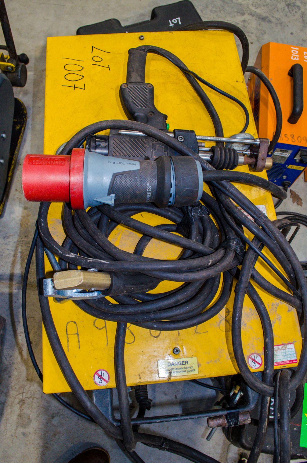 Taylor ARC400 3 phase arc welding set A986128 - Image 2 of 2