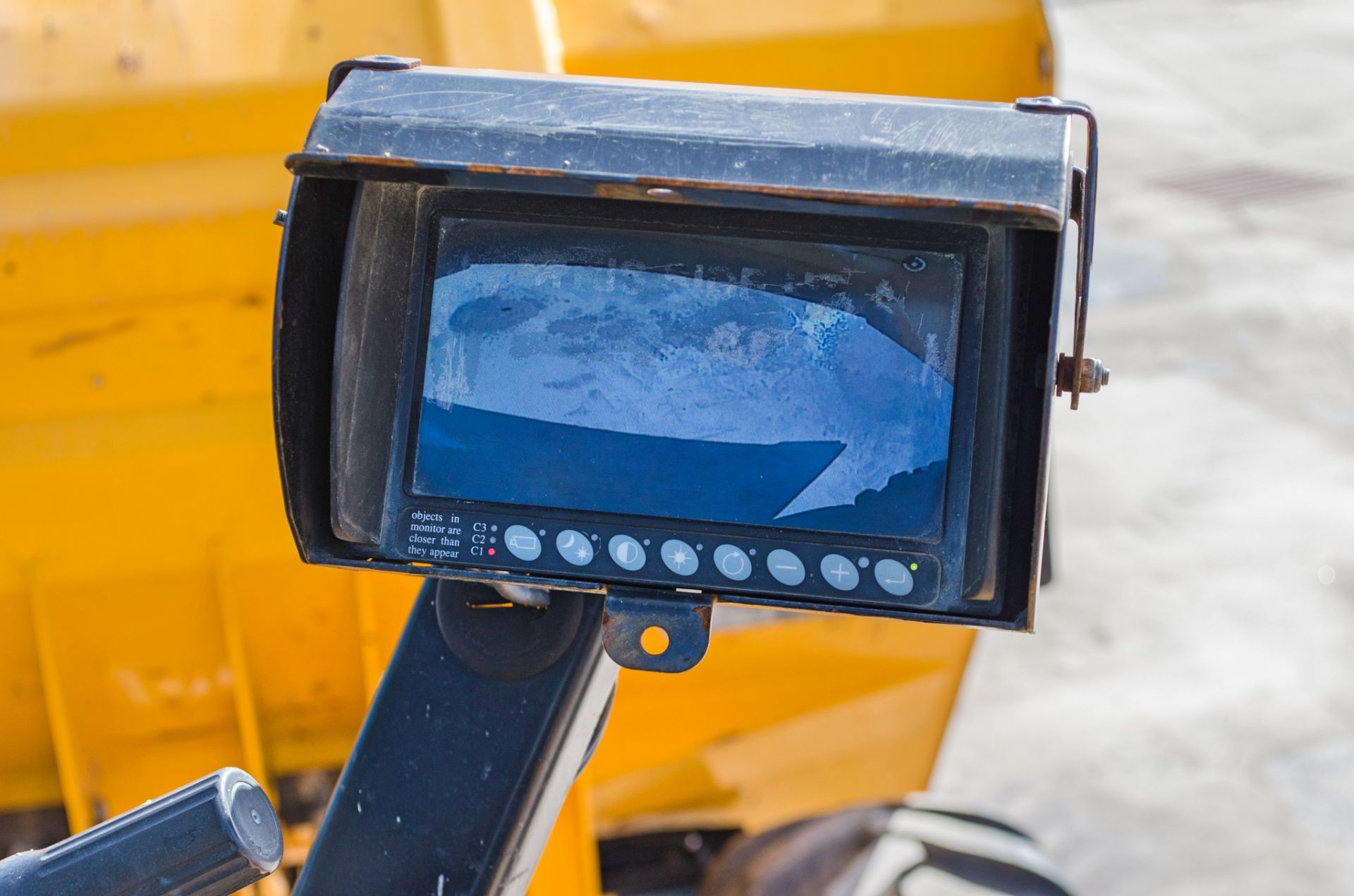 JCB 9T-1 9 tonne straight skip dumper Year: 2018 S/N: 2561381 Recorded Hours: 1216 c/w rear camera - Image 19 of 23