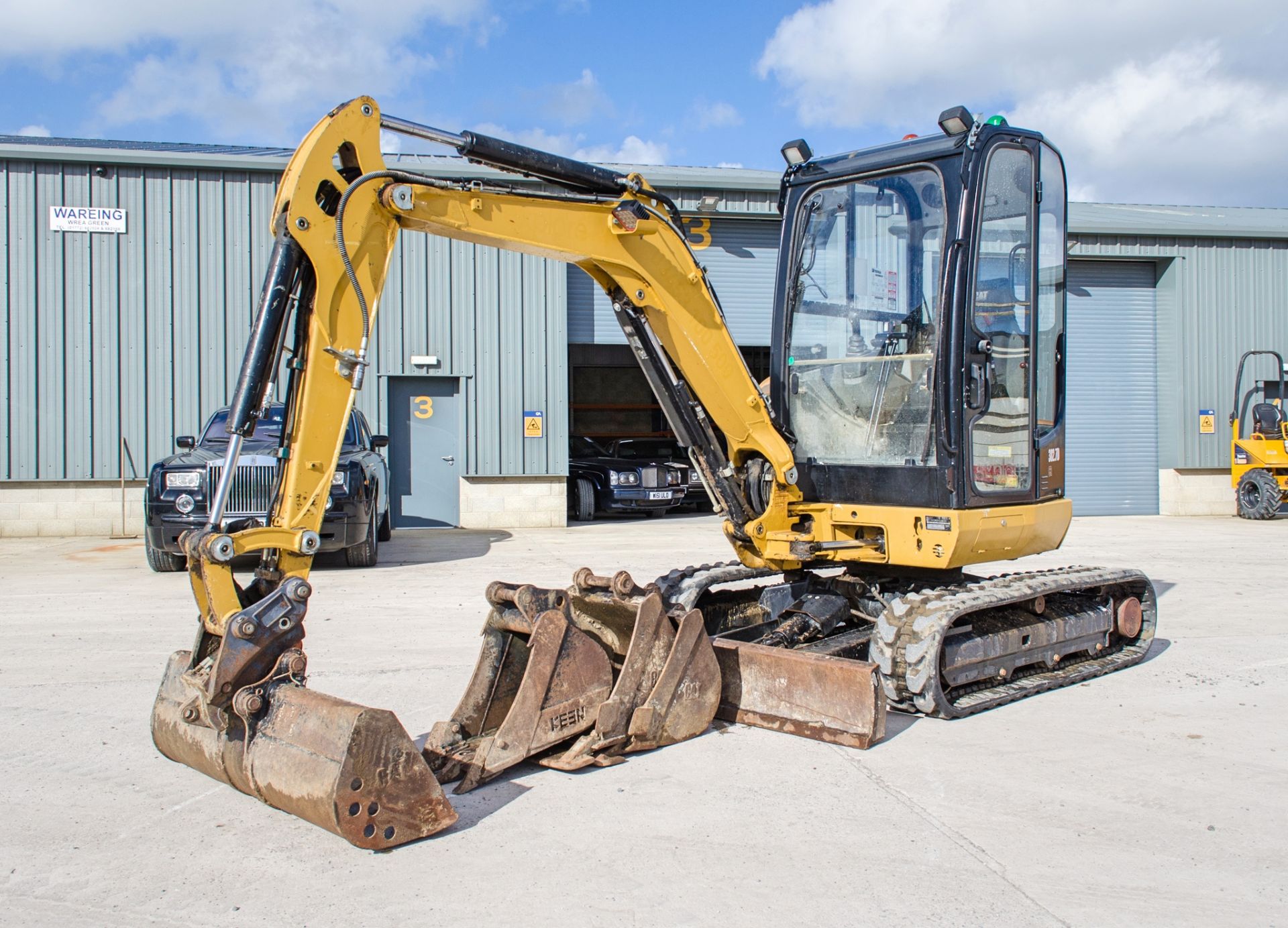 Caterpillar 302.7D CR 2.7 tonne rubber tracked mini excavator Year: 2018 S/N: LJL05220 Recorded