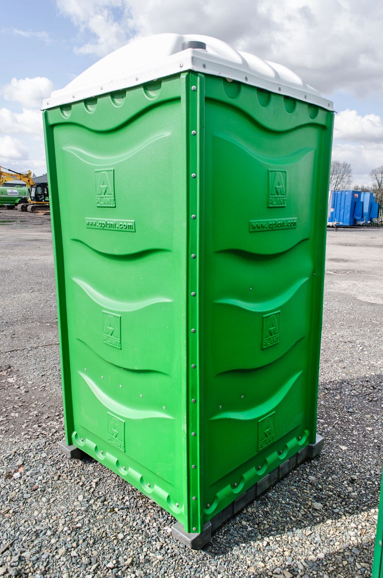 Plastic portable toilet unit A861014 - Image 2 of 3