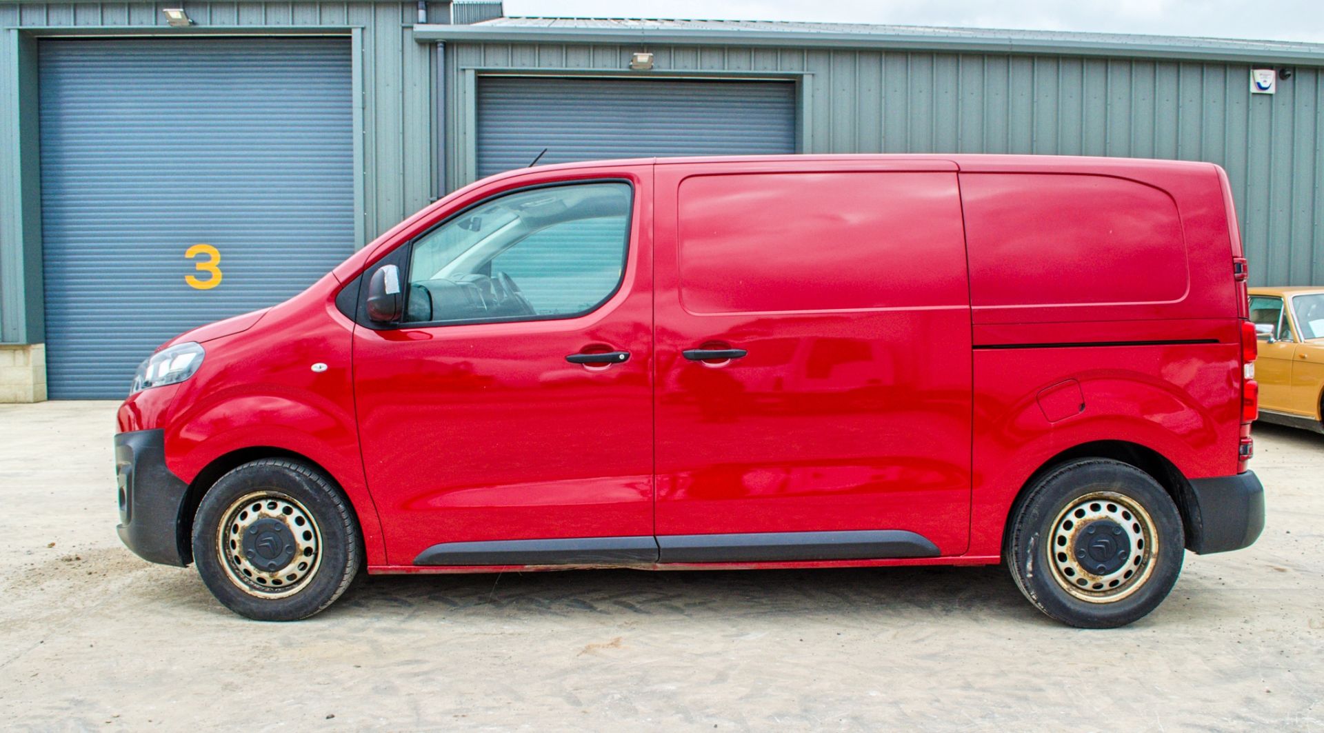 Citroen Dispatch 1000 1.5 manual panel van Registration Number: CN18 ENL Date of Registration: 17/ - Image 8 of 35