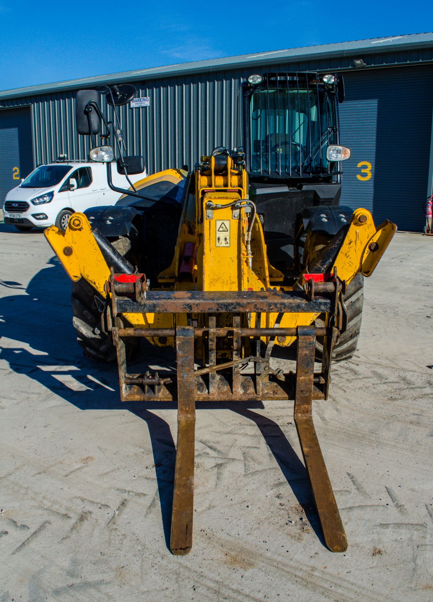 JCB 535-125 Hi-Viz 12.5 metre telescopic handler Year: 2014 S/N: 2340400 Recorded Hours: 5384 c/w - Image 5 of 26