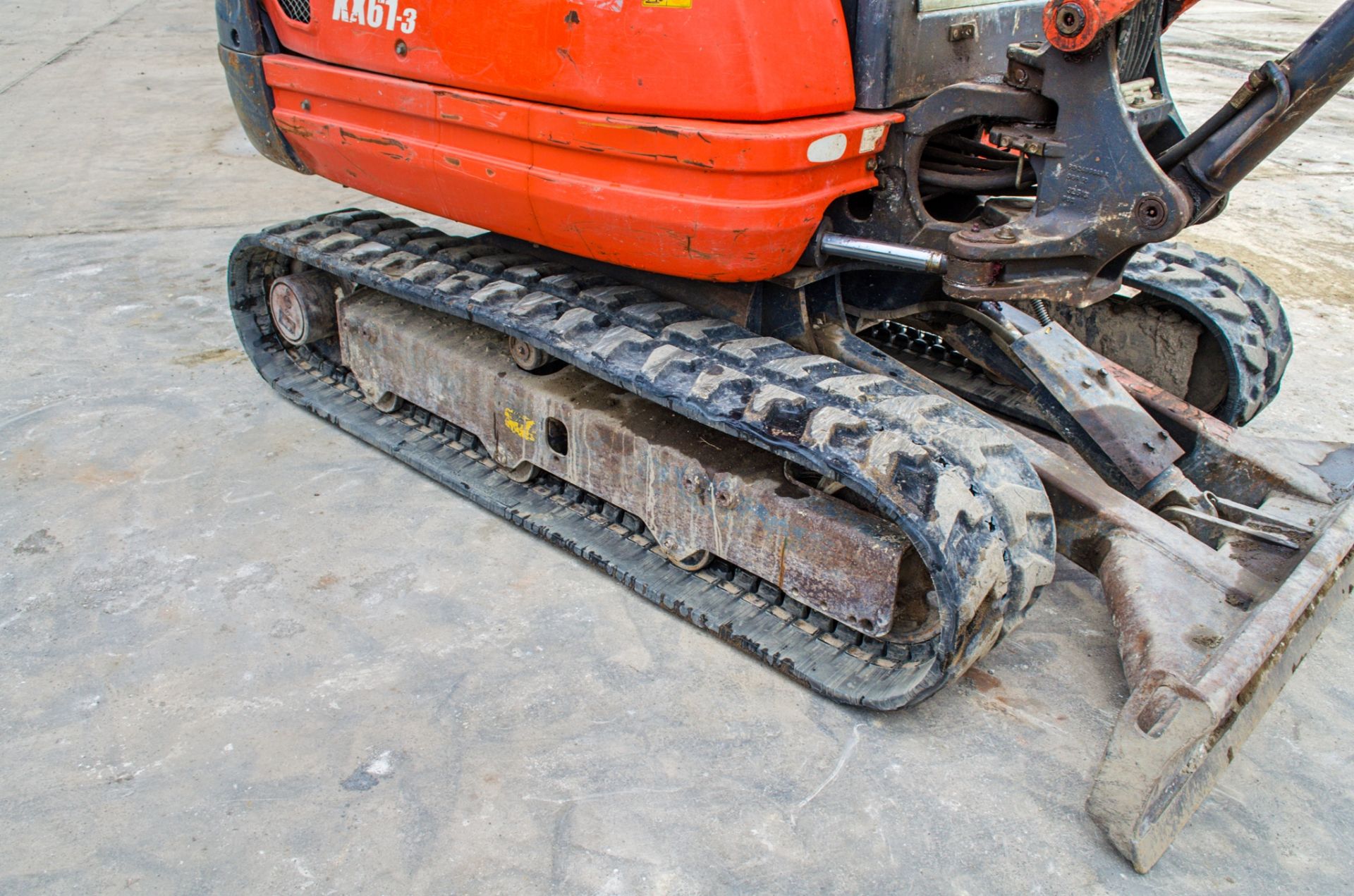 Kubota KX61-3 2.6 tonne rubber tracked mini excavator Year: 2014 S/N: 80673 Recorded Hours: 3467 - Image 10 of 23