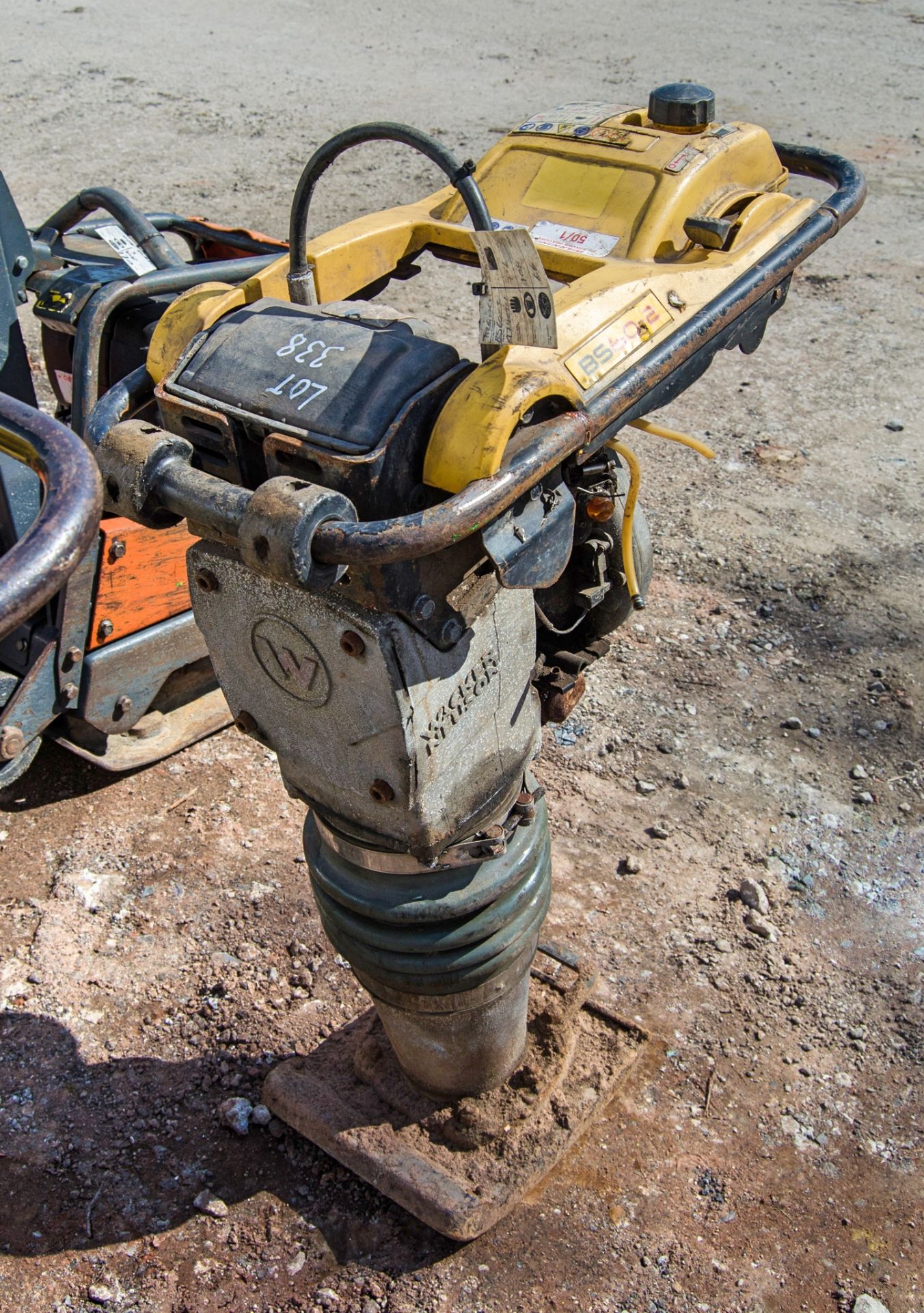 Wacker Neuson BS60-2 petrol driven trench rammer A740921 - Image 2 of 3