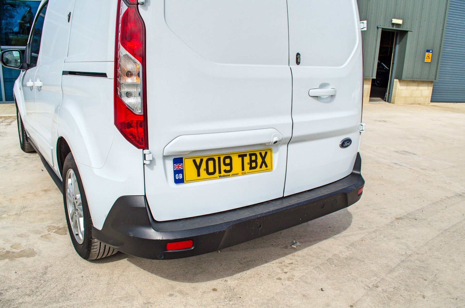 Ford Transit Connect 200 Tdci 1.5 diesel panel van Registration Number: Y019 TBX Date of - Image 14 of 34