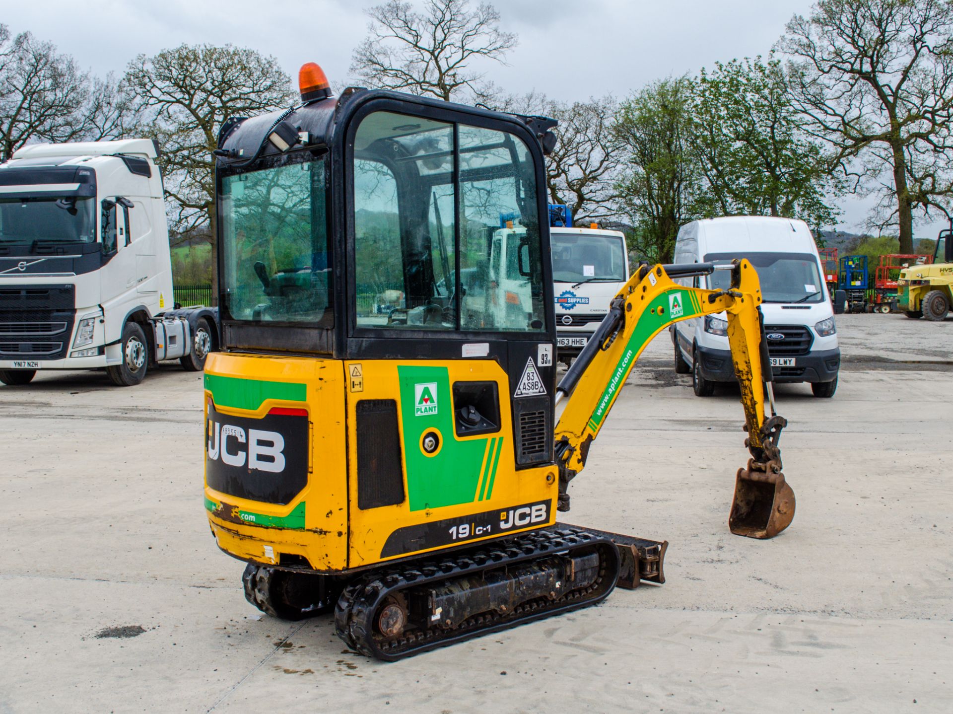 JCB 19C-1 1.9 tonne rubber tracked mini excavator Year: 2018 S/N: 2492584 Recorded Hours: 1711 - Image 3 of 21