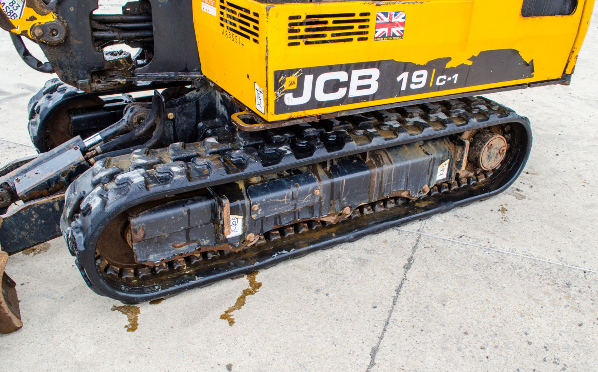 JCB 19C-1 1.9 tonne rubber tracked mini excavator Year: 2018 S/N: 2492584 Recorded Hours: 1711 - Image 9 of 21
