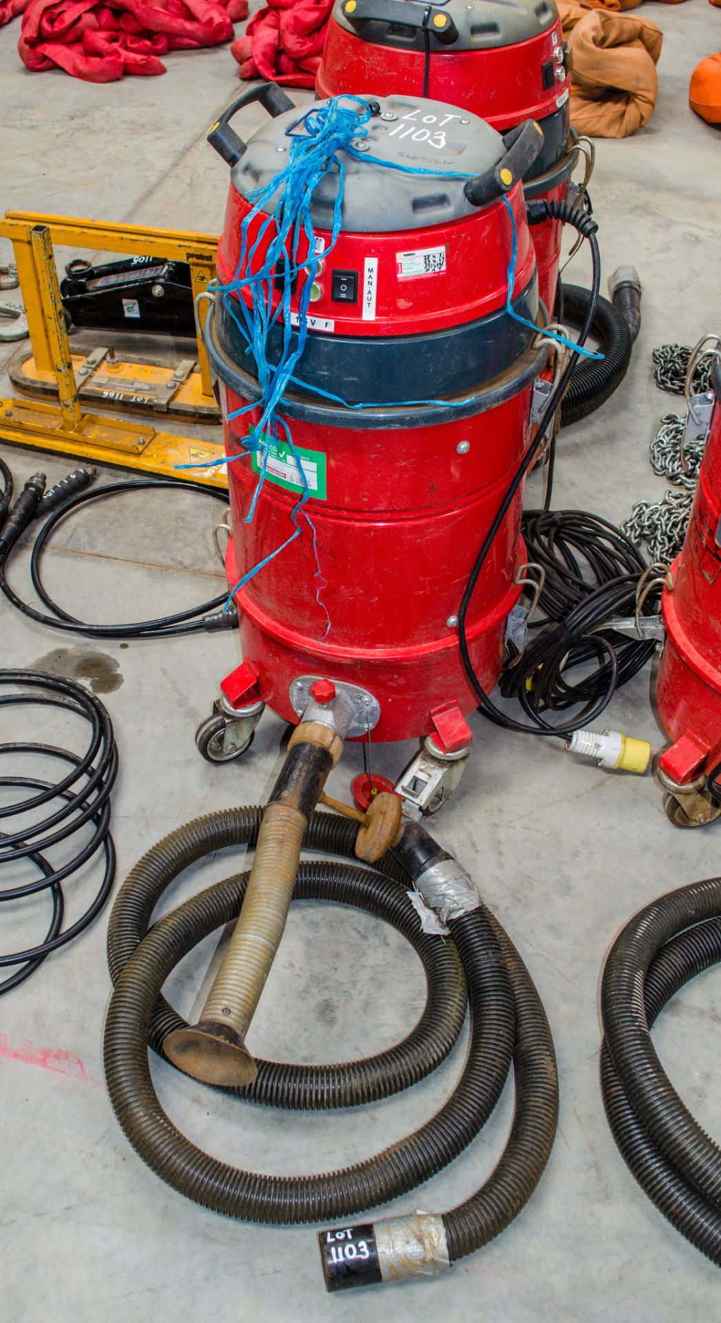 Weldability Protecto Vac Max 110v welding fume vacuum c/w hose A954995