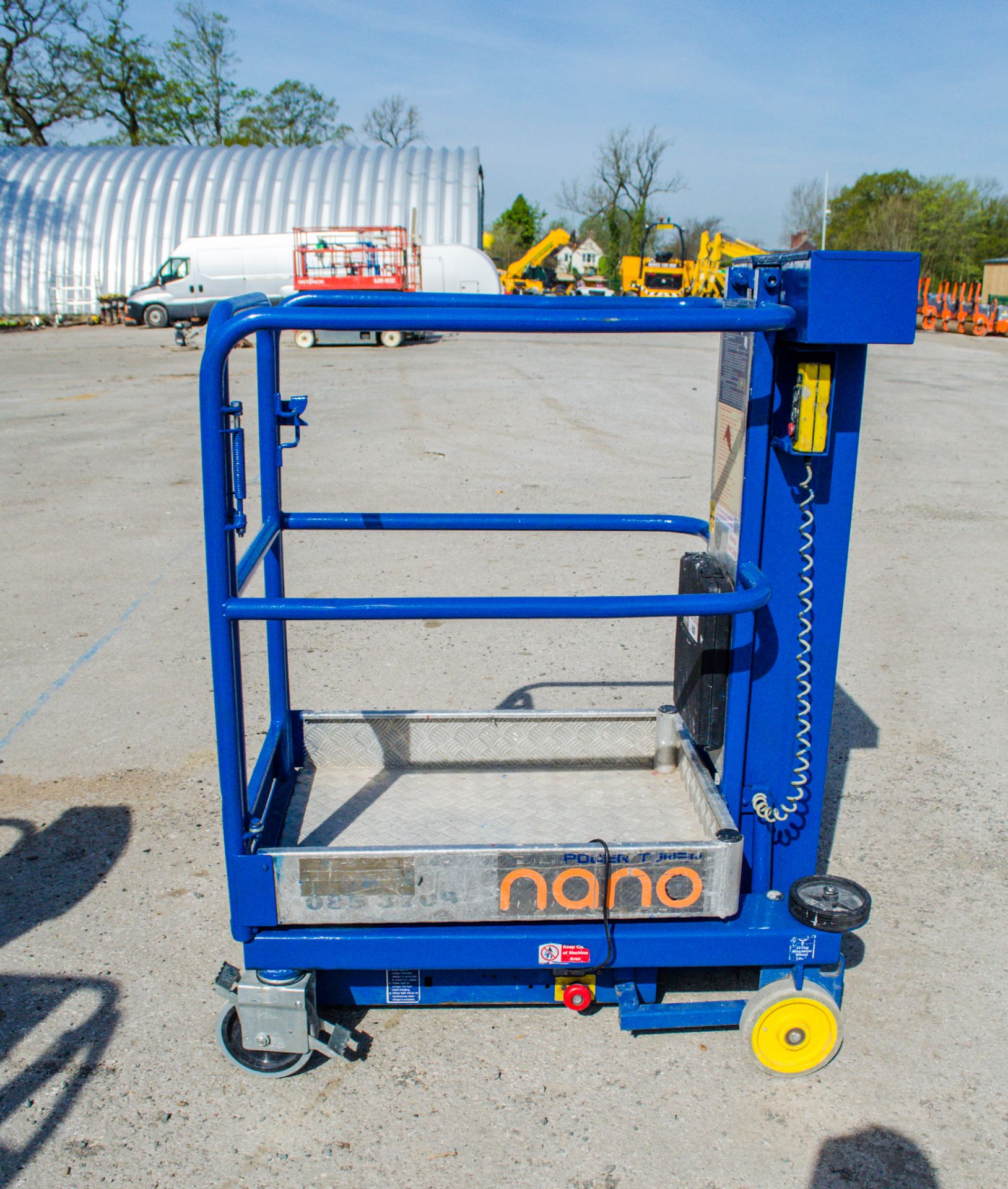 Power Tower Nano SP battery electric vertical mast access platform S/N: 7321211C Nano-16 - Image 5 of 10