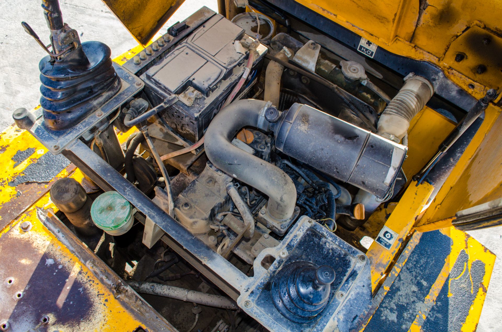 JCB 3 tonne swivel skip dumper Year: 2014 S/N: 09C9947 Recorded Hours: 1363 c/w V5 A638472 - Image 18 of 22