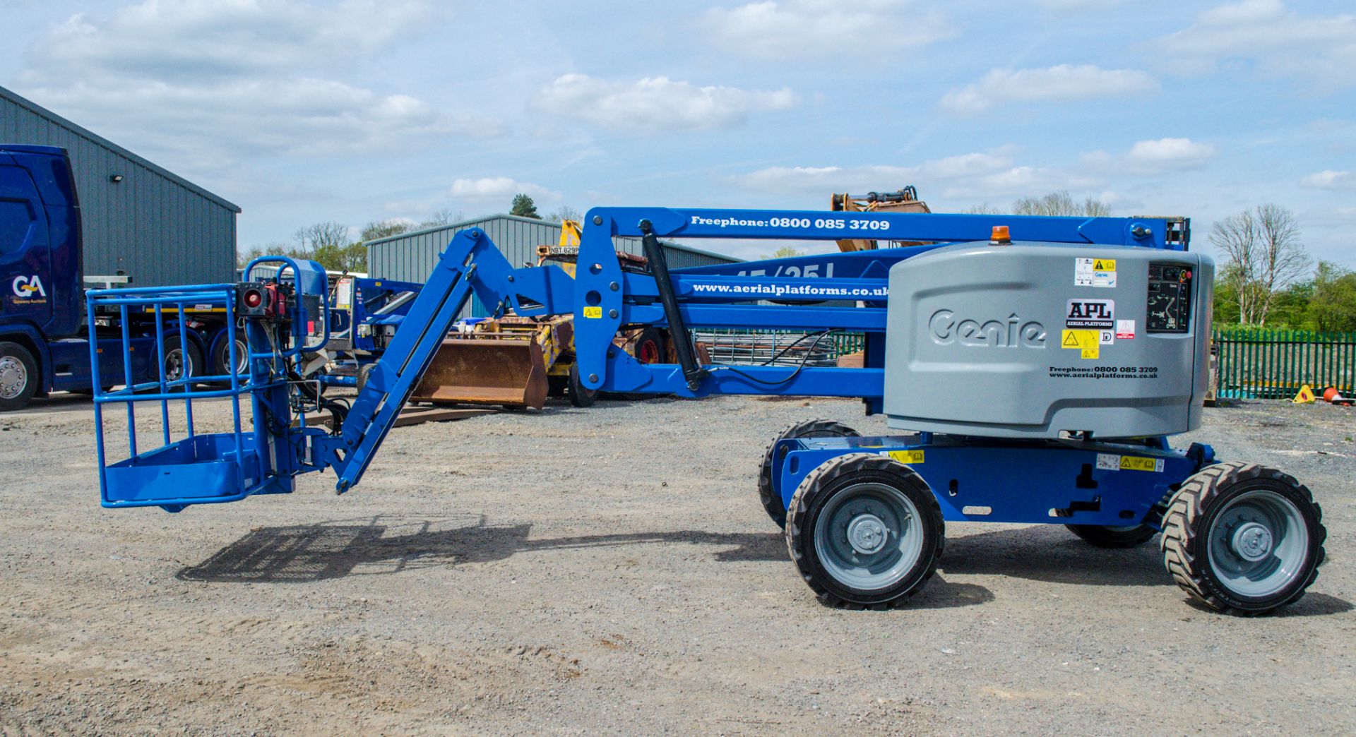 Genie Z-45-125J diesel driven articulated boom access platform Year: 2016 S/N: 16M-5565 Recorded - Image 8 of 23