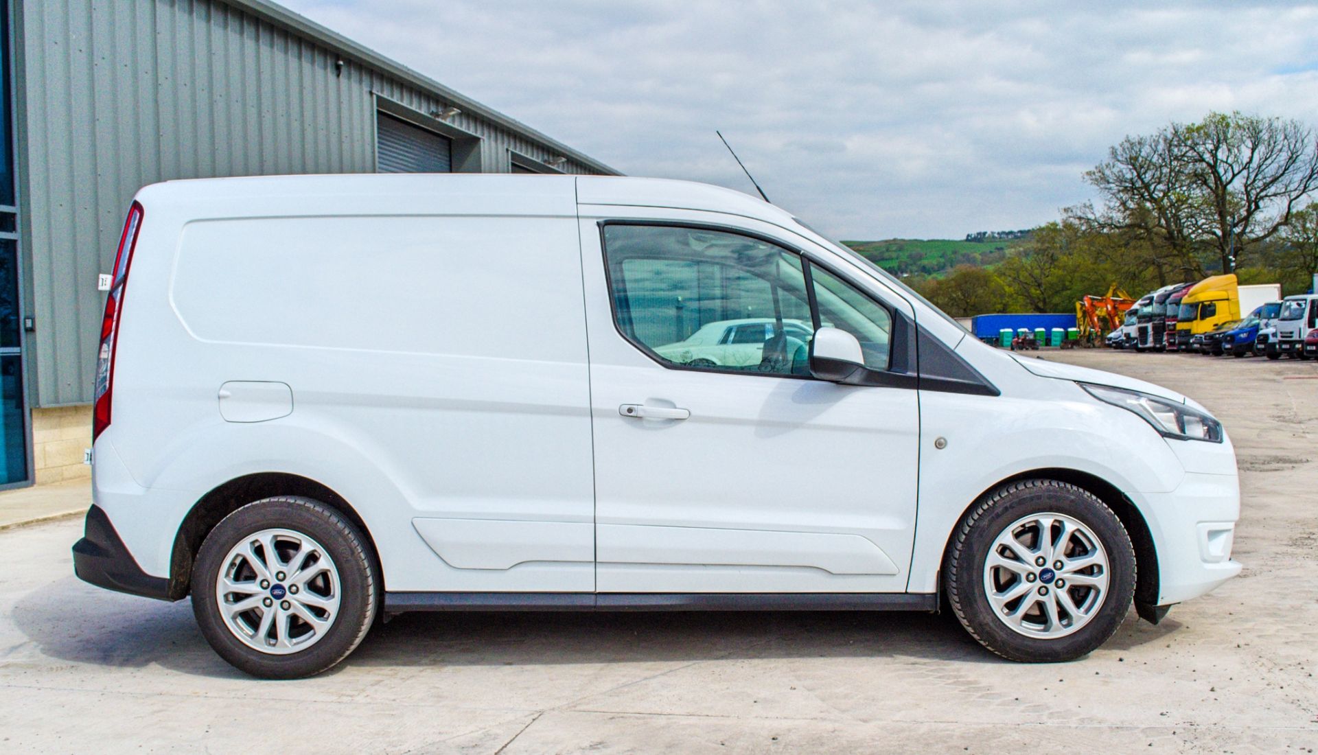 Ford Transit Connect 200 Tdci 1.5 diesel panel van Registration Number: Y019 TBX Date of - Image 8 of 34