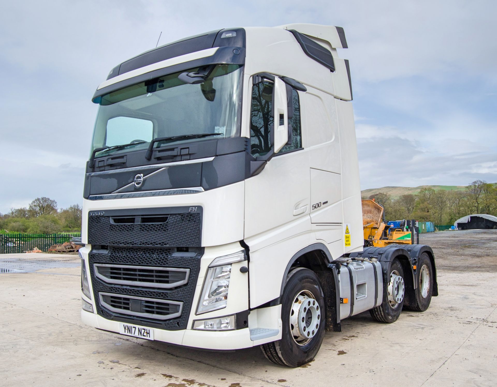 Volvo FH 500 Euro 6 6x2 tractor unit Registration Number: YN17 NZH Date of Registration: 12/05/