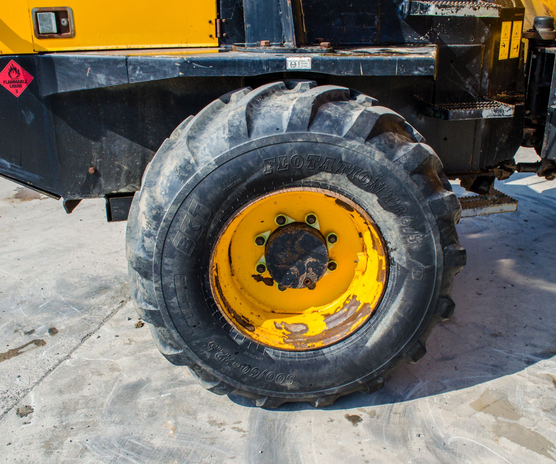 JCB 9 tonne straight skip dumper Year: 2016 S/N: RM0979 Recorded Hours: 1493 c/w V5 A751600 - Image 11 of 21