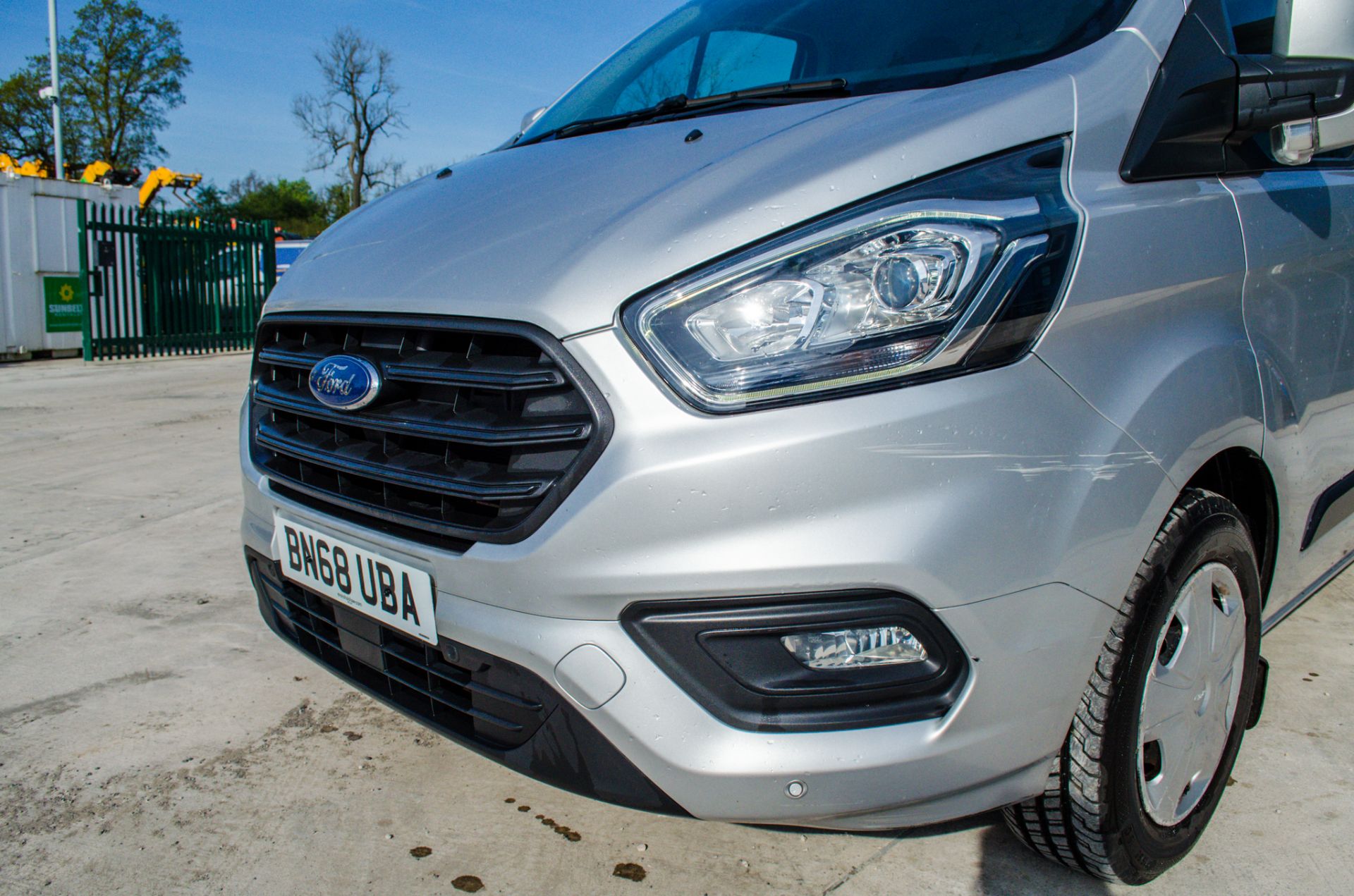 Ford Transit Custom 320 2.0 Hi-Roof panel van  Air Conditioning Registration Number: BN68 UBA Date - Image 13 of 31