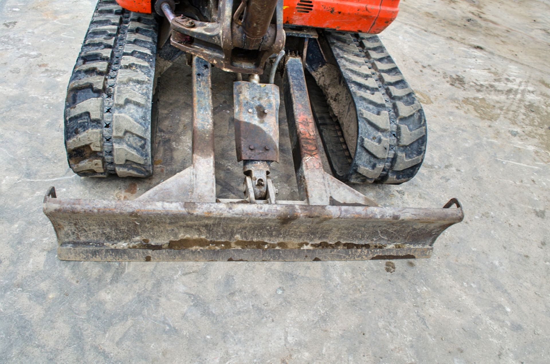 Kubota KX61-3 2.6 tonne rubber tracked mini excavator Year: 2014 S/N: 80673 Recorded Hours: 3467 - Image 16 of 23