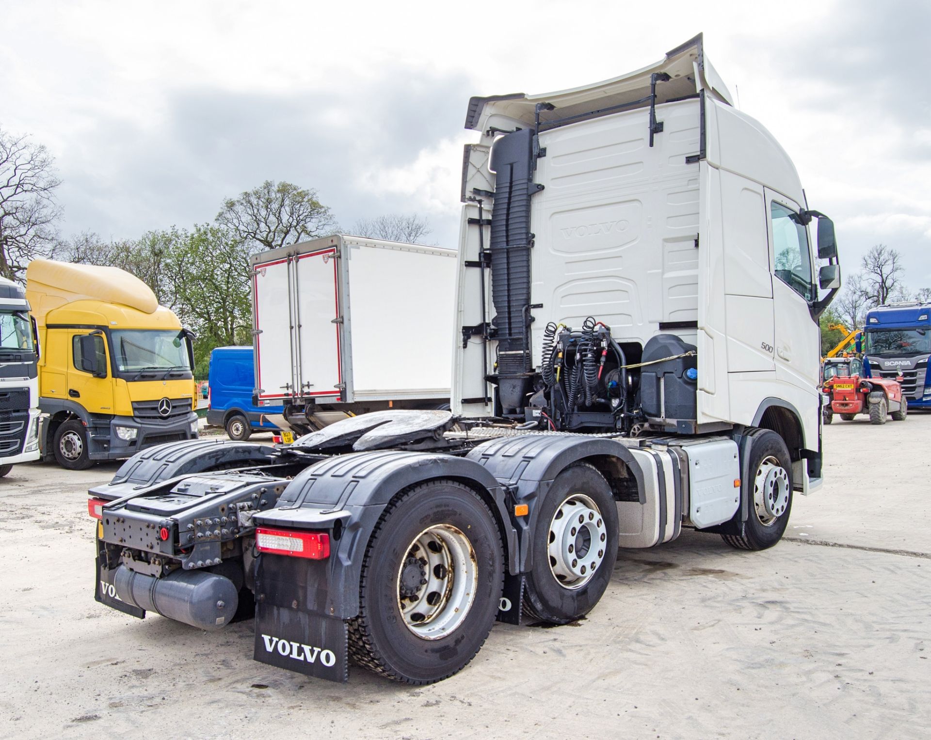 Volvo FH 500 Euro 6 6x2 tractor unit Registration Number: YN17 NZH Date of Registration: 12/05/ - Image 3 of 29