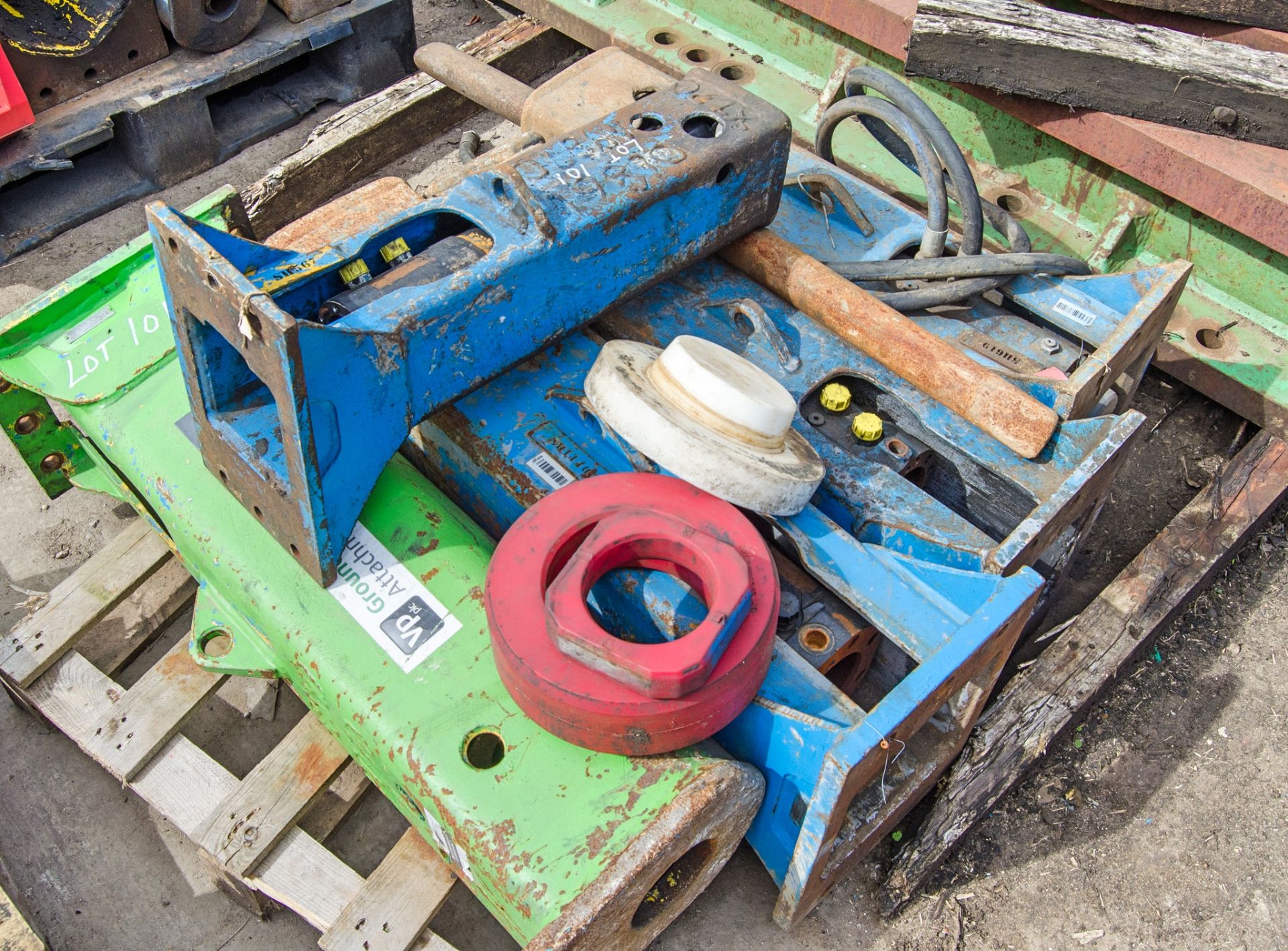 2 pallets of various breaker spares as photographed - Image 2 of 3