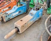 Hydraulic breaker to suit 13-18 tonne excavator c/w headstock Pin diameter: 65mm Pin centres: