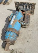 Hydraulic 75mm square S6 auger drive unit to suit 15-25 tonne excavator SH979 ** No headstock **