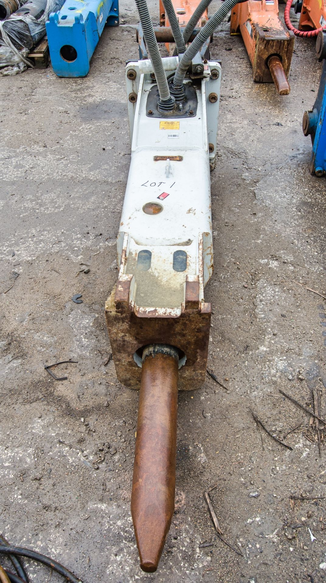 Construction Tools RX18L hydraulic breaker to suit 15-26 tonne excavator Year: 2019 S/N: DEQ190720 - Image 3 of 4