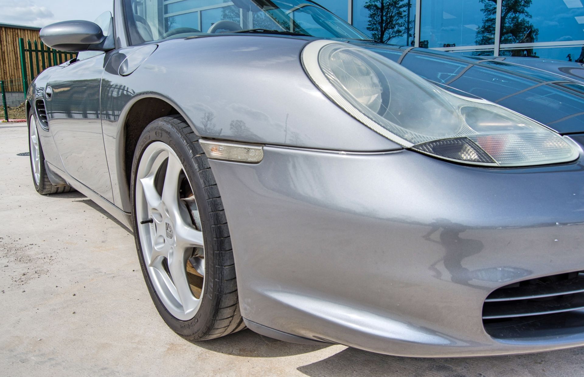 2003 Porsche Boxster 2.7 5 speed manual convertible roadster - Image 17 of 50