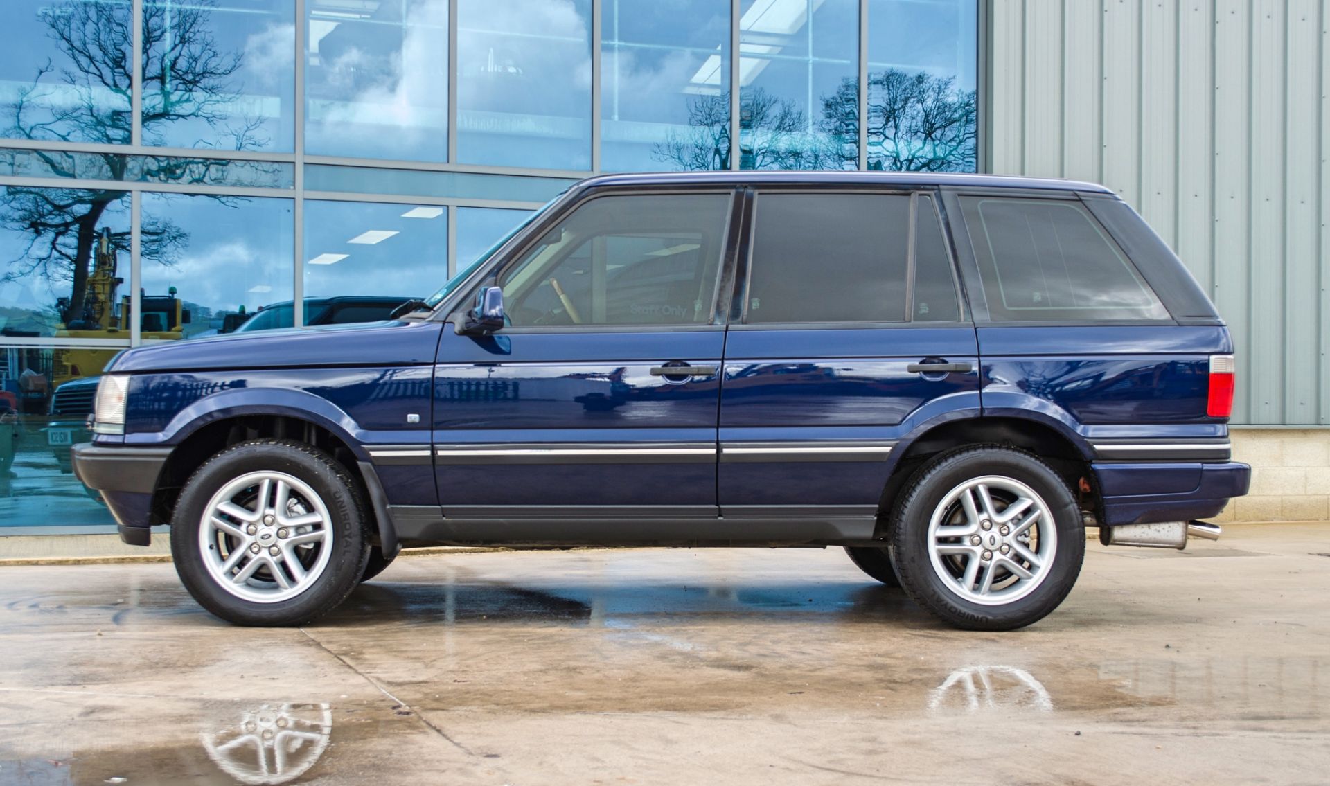 2001 Range Rover Vogue 4.6 litre V8 Auto 4 door SUV - Image 15 of 65