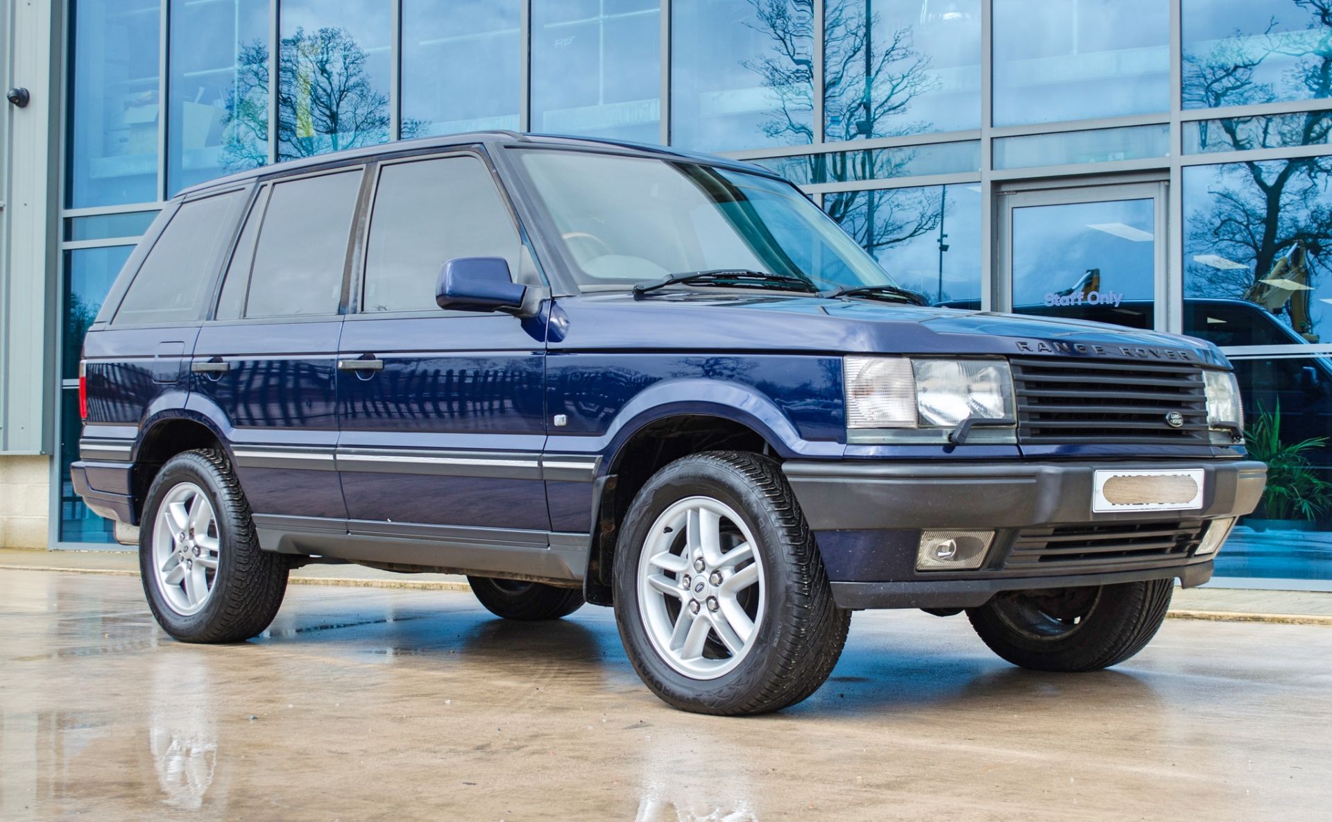 2001 Range Rover Vogue 4.6 litre V8 Auto 4 door SUV