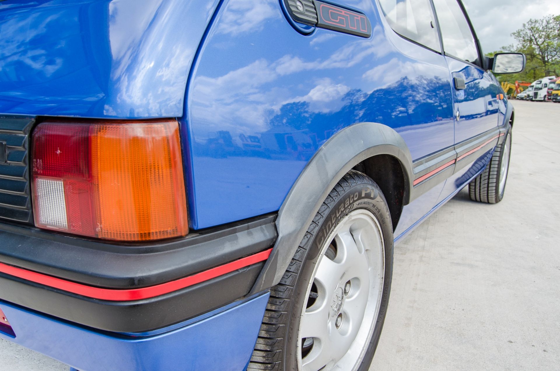 1990 Peugeot 205 1.9 GTi 3 door hatchback - Image 19 of 50