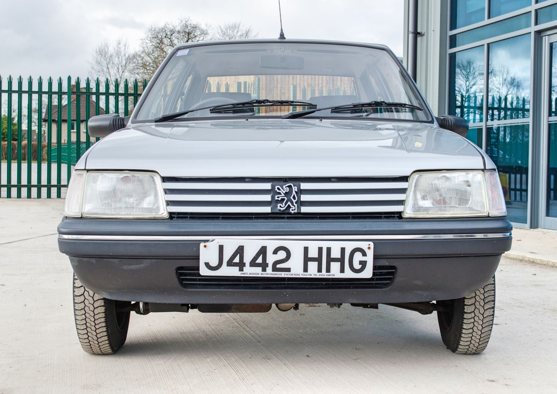 1991 Peugeot 205 954cc Trio 3 door hatchback - Image 9 of 55