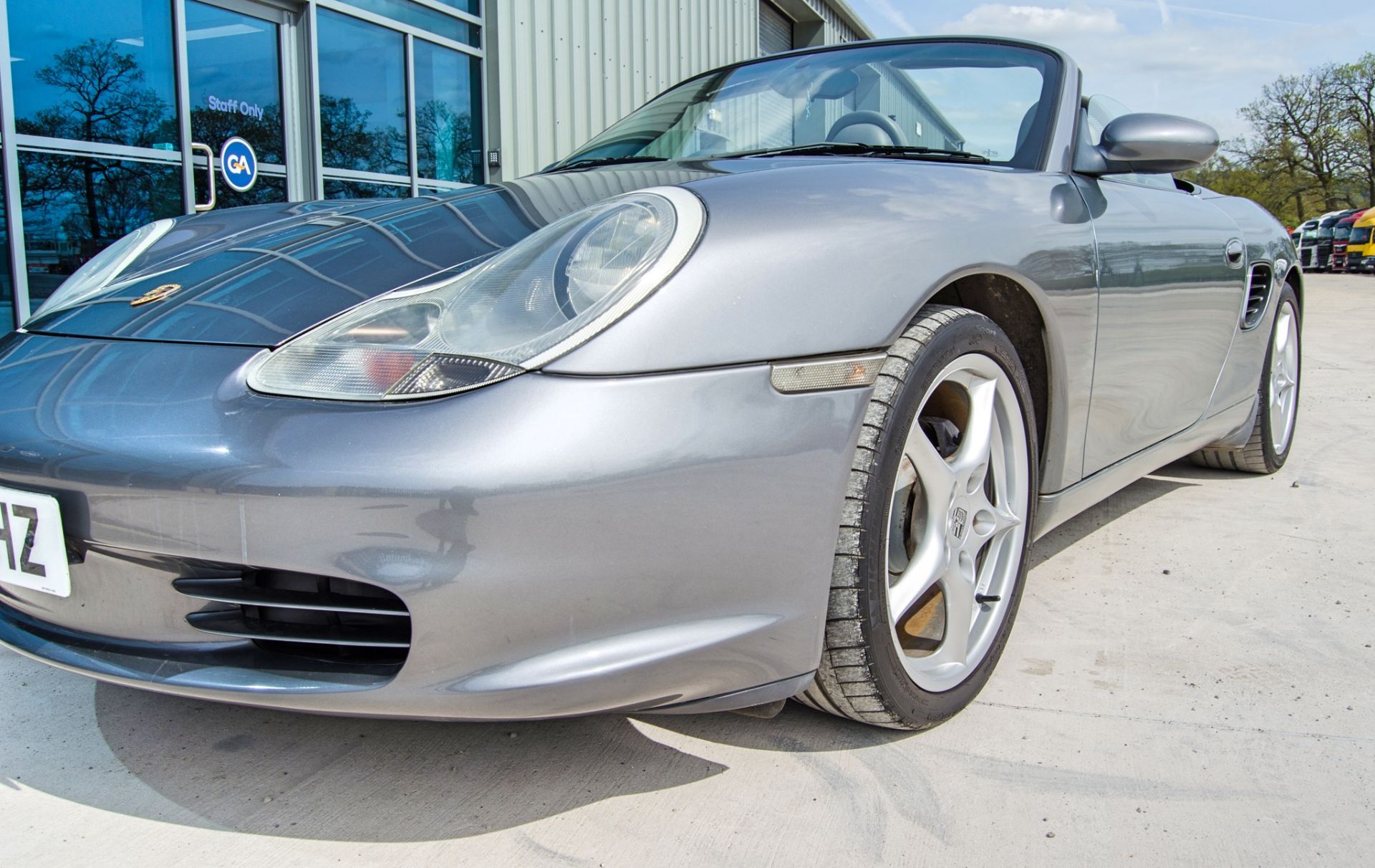 2003 Porsche Boxster 2.7 5 speed manual convertible roadster - Image 21 of 50