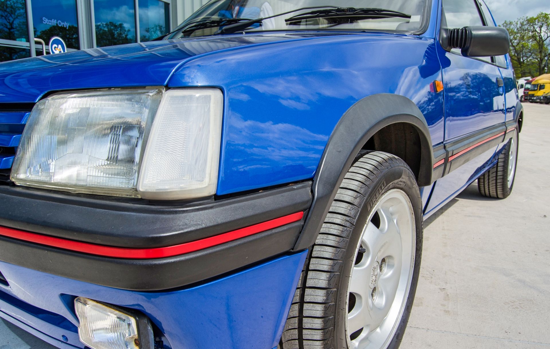 1990 Peugeot 205 1.9 GTi 3 door hatchback - Image 21 of 50