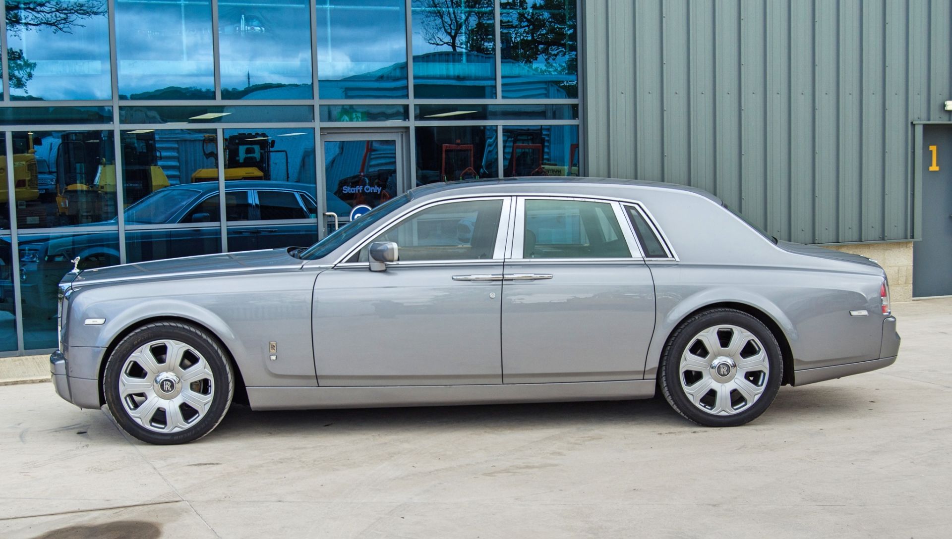 2006 Rolls Royce Phantom 6749cc V12 Auto 4 door saloon car - Image 16 of 59