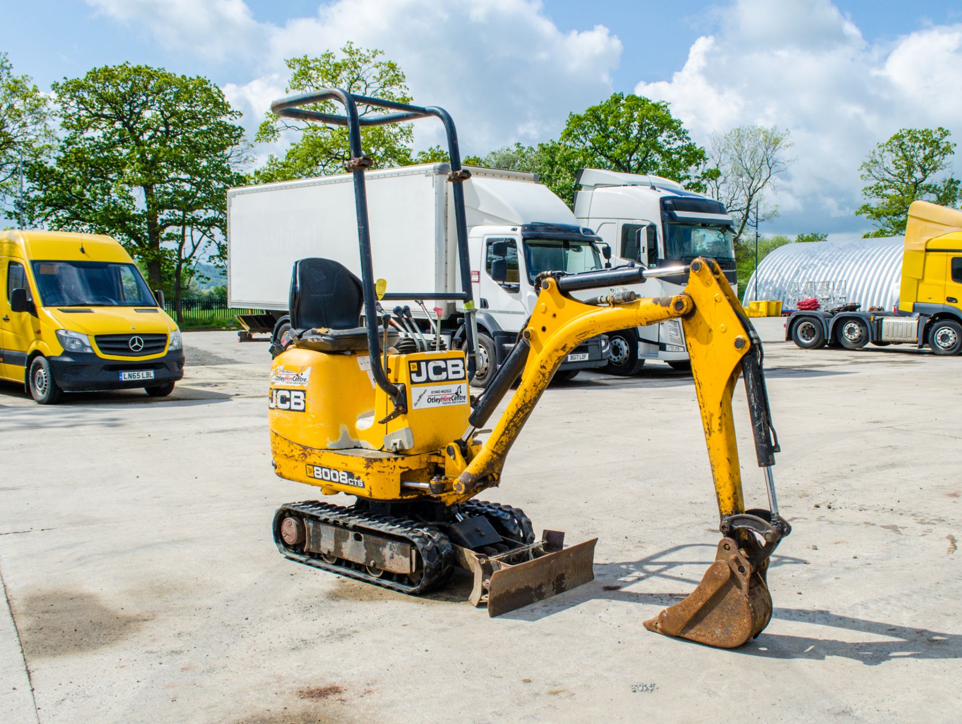 JCB 8008 CTS 0.8 tonne rubber tracked micro excavator Year: 2013 S/N: 00764635 Recorded Hours: - Image 2 of 17