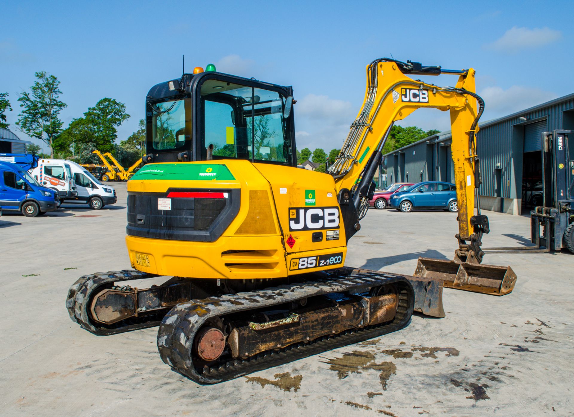 JCB 85Z-1 eco 8.5 tonne rubber tracked excavator Year: 2016 S/N: 2249455 Recorded Hours: 3224 piped, - Image 3 of 23