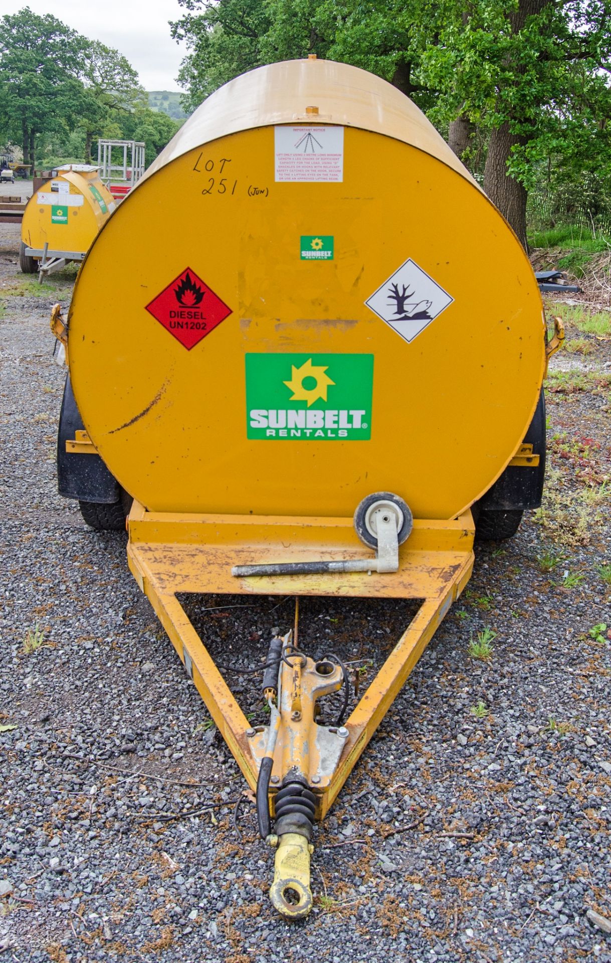 Trailer Engineering 2140 litre bunded fast tow fuel bowser c/w manual pump A662331 - Image 3 of 5