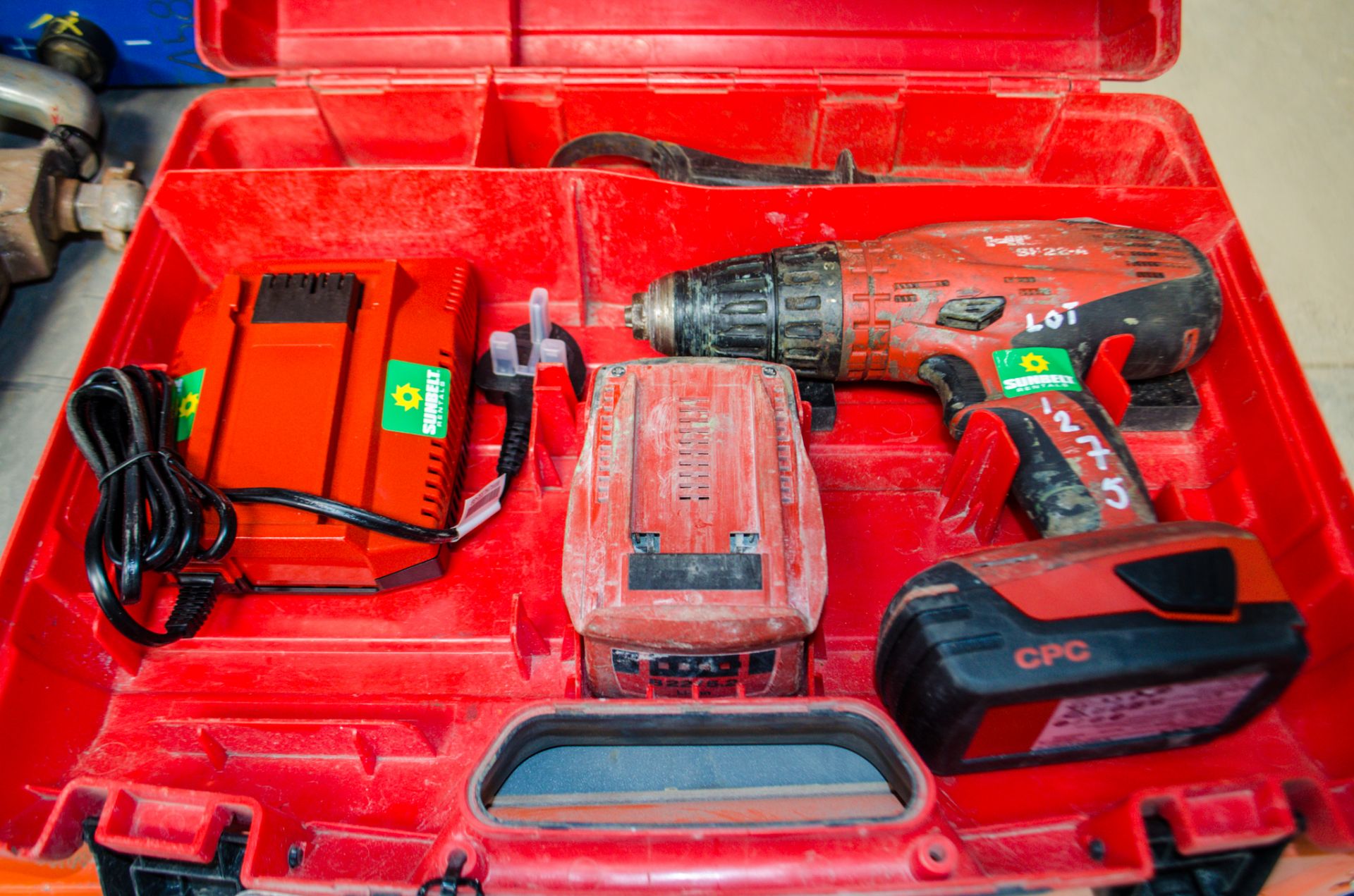 Hilti SH22-A 22v cordless power drill c/w 2 batteries, charger and carry case A753098