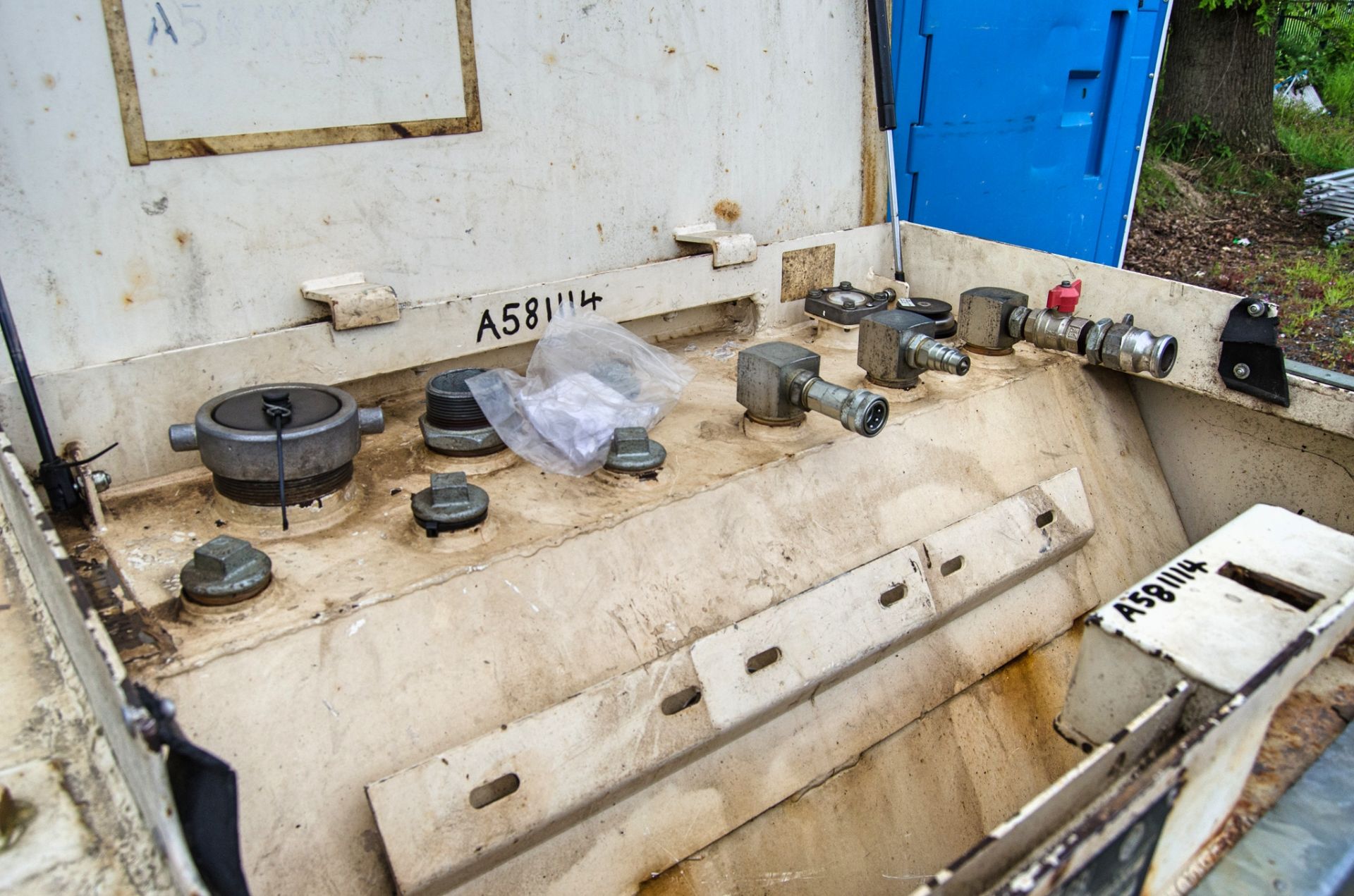 Western Transcube 950 litre bunded static fuel bowser A581114 - Image 3 of 3